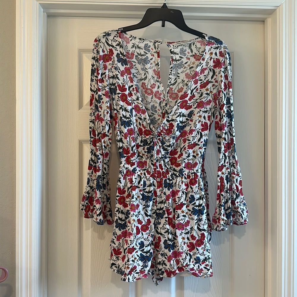 American Eagle Outfitters floral tie front romper